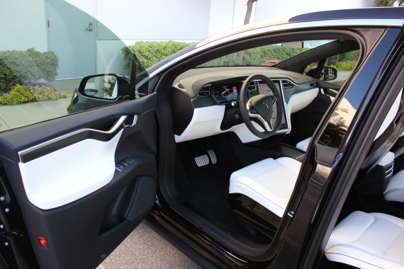 TeslaModelXDoorInside